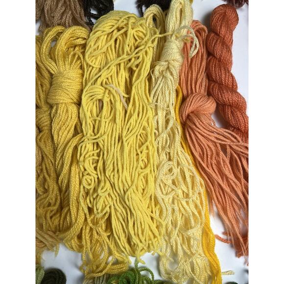 PATERNAYAN Persian Needlepoint Virgin Wool Yarn HUGE Lot Multiple Colors 2+ lbs - Picture 7 of 16